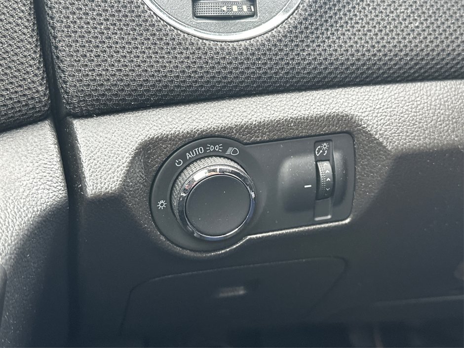 2013 Chevrolet Cruze LT Turbo-14