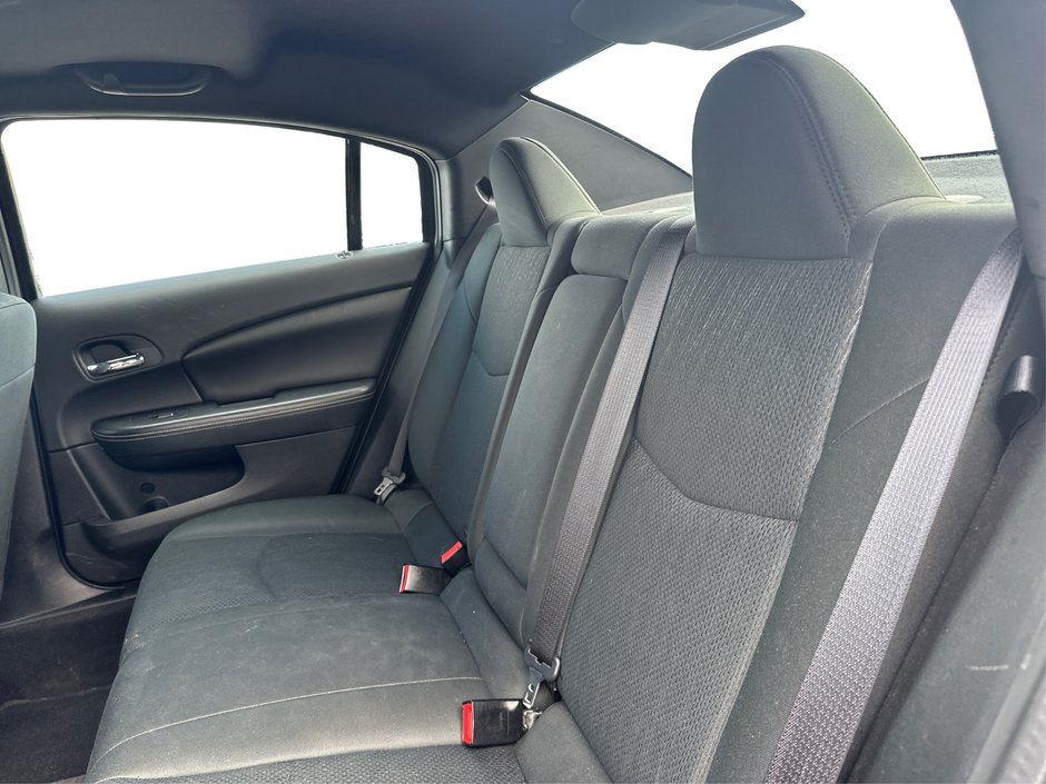 2011 Chrysler 200 Limited-9