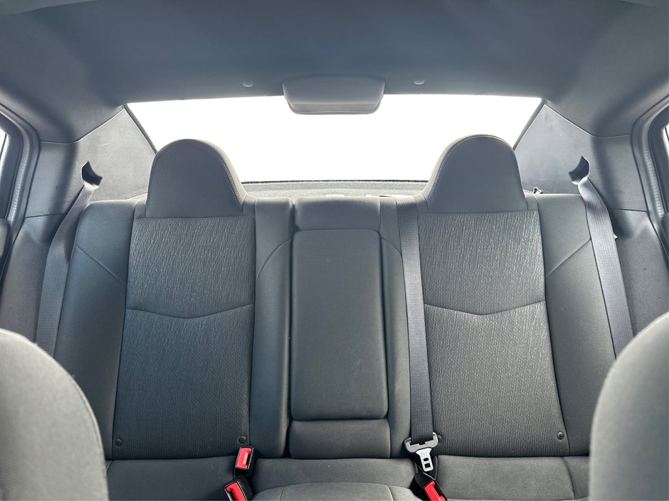 2011 Chrysler 200 Limited-10