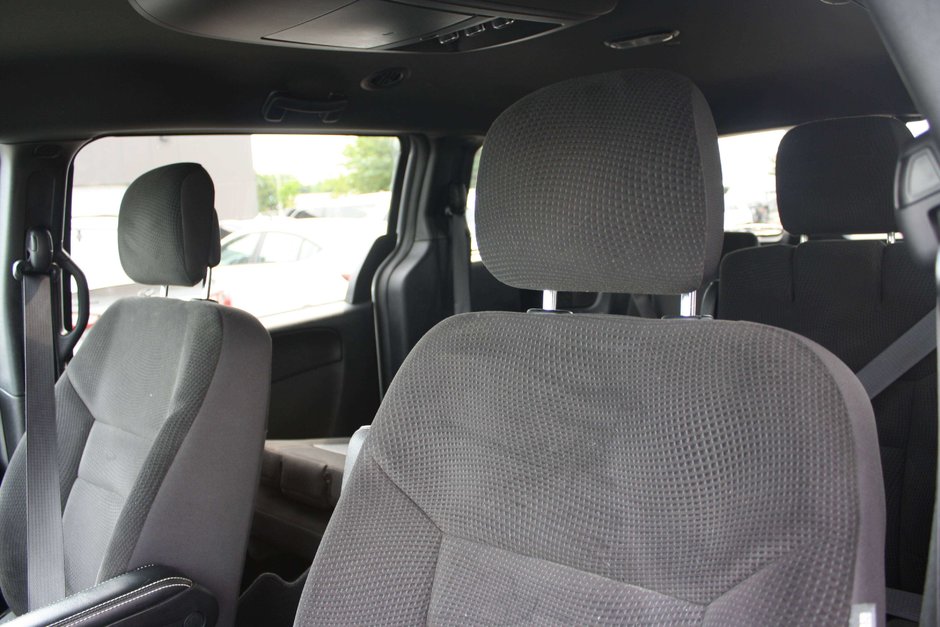 2018 Dodge Grand Caravan SXT-10
