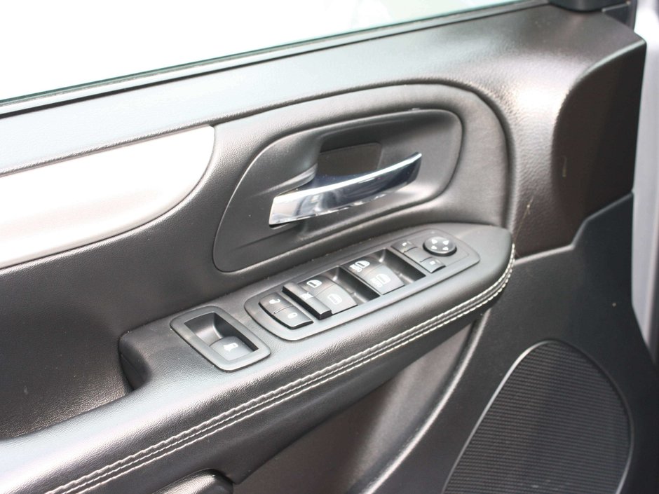 2018 Dodge Grand Caravan SXT-9