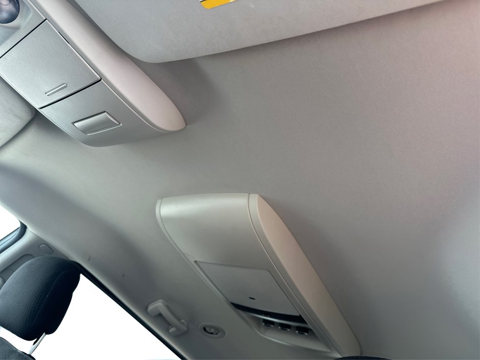 2019 Dodge Grand Caravan SXT-16