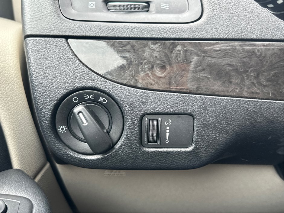 2019 Dodge Grand Caravan SXT-14