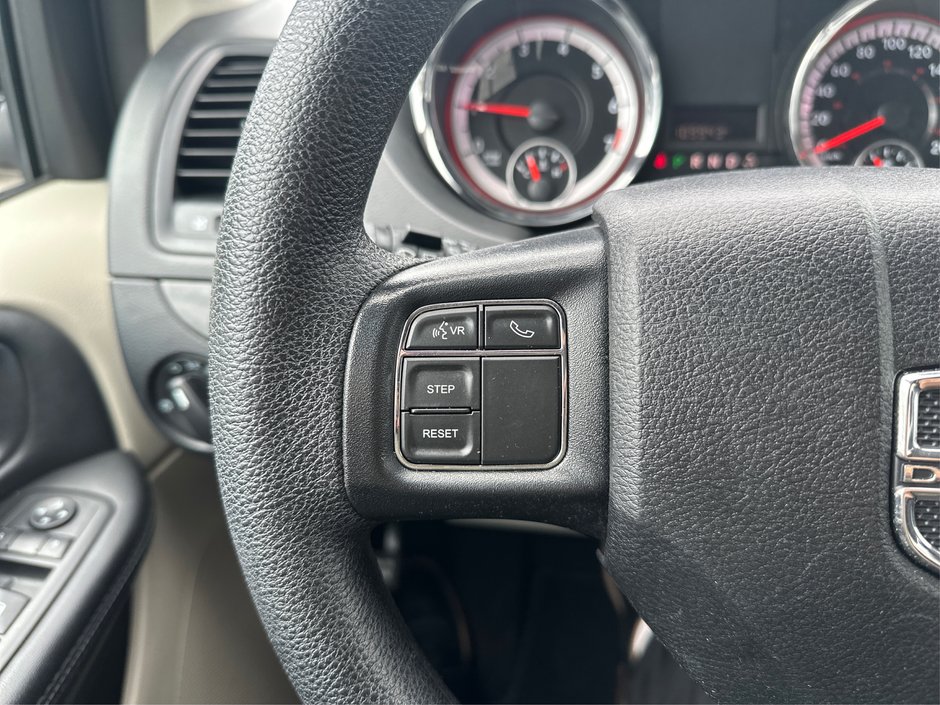 2019 Dodge Grand Caravan SXT-21