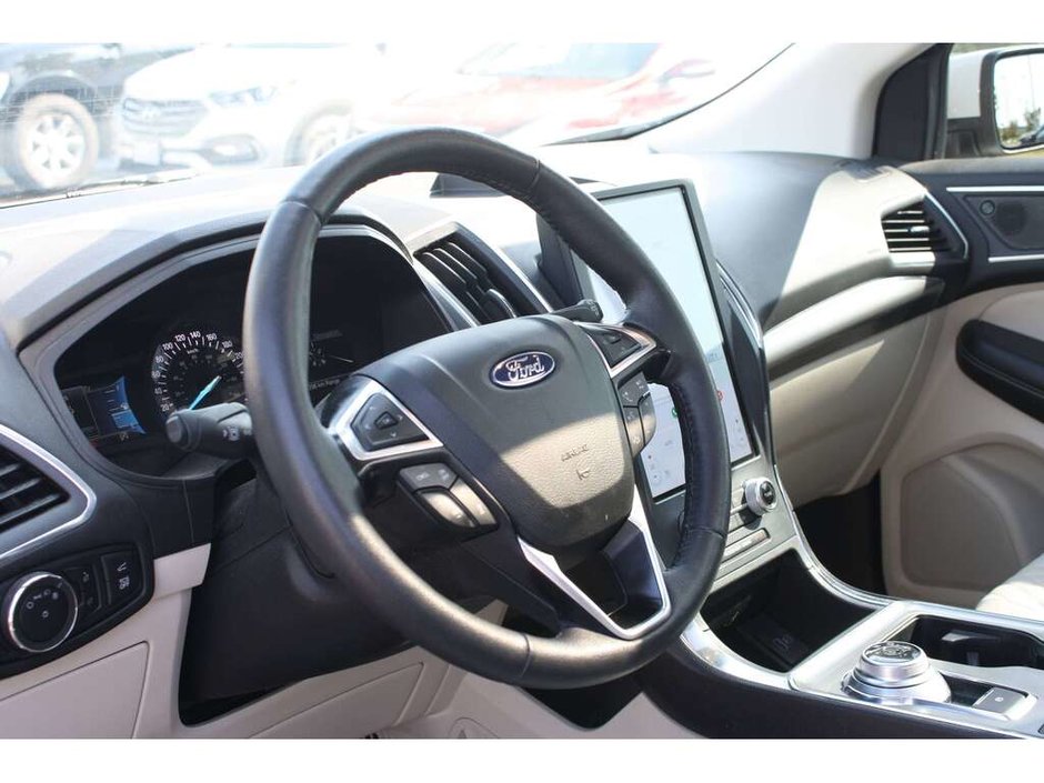 2024 Ford Edge Titanium-9