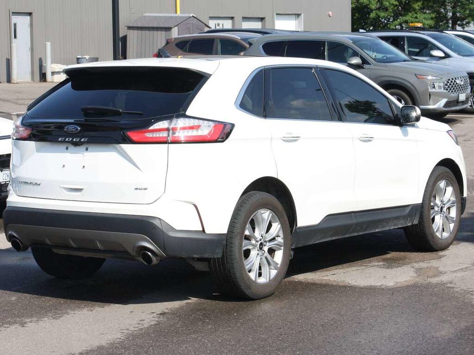 2024 Ford Edge Titanium-3