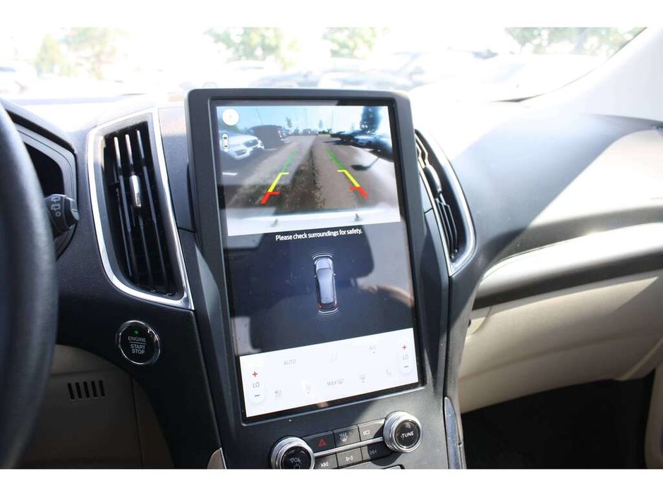 2024 Ford Edge Titanium-15