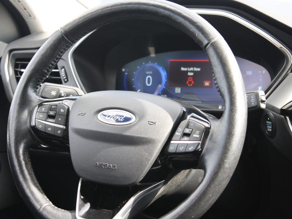 2021 Ford Escape Hybrid Titanium-14