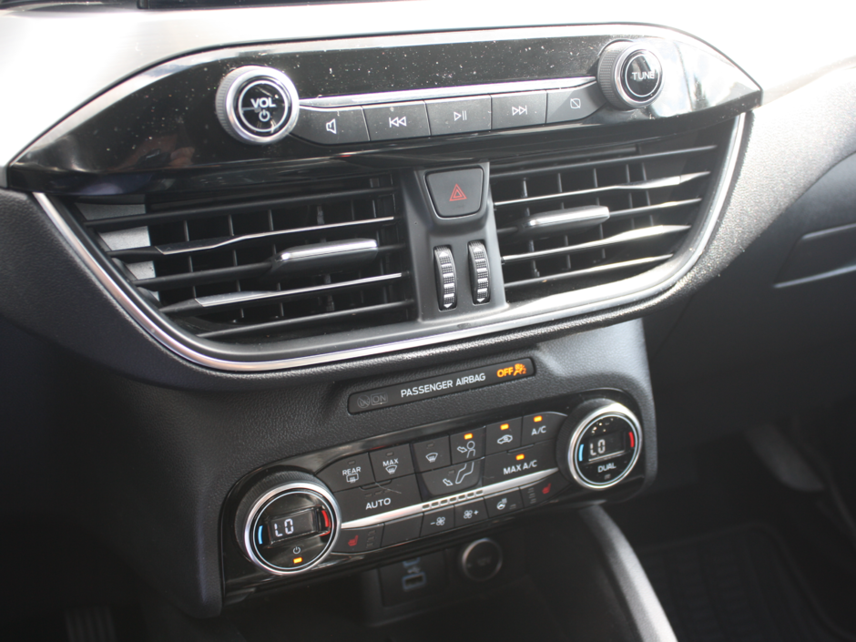 2021 Ford Escape Hybrid Titanium-33