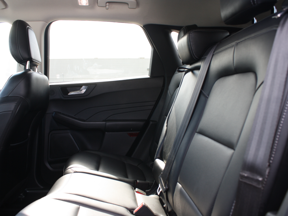 2021 Ford Escape Hybrid Titanium-29