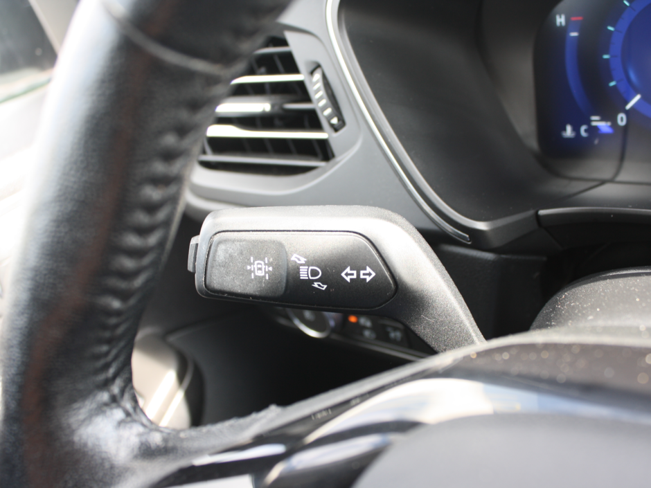 2021 Ford Escape Hybrid Titanium-28