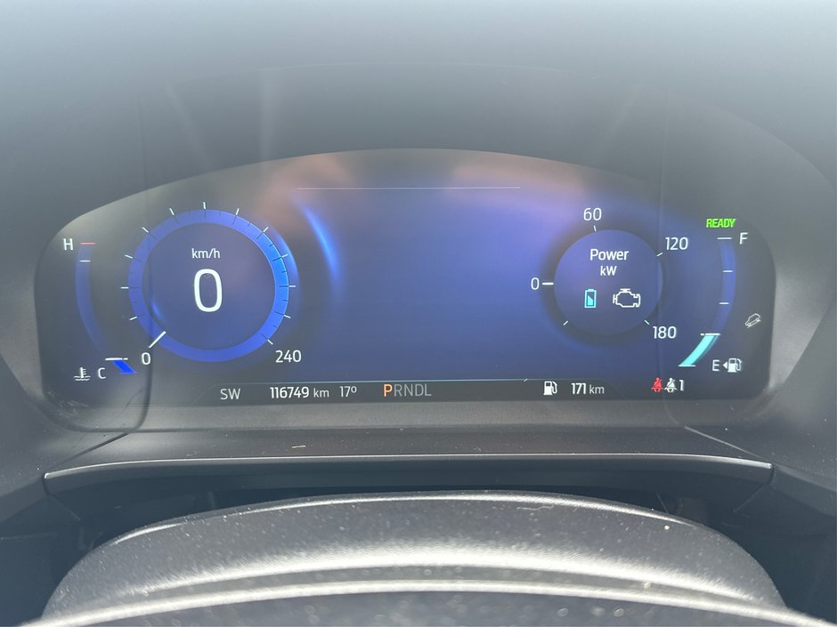 2022 Ford Escape Hybrid Titanium-12