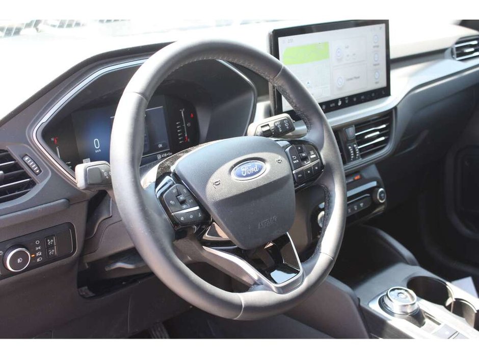2023 Ford Escape Plug-In Hybrid Base-10