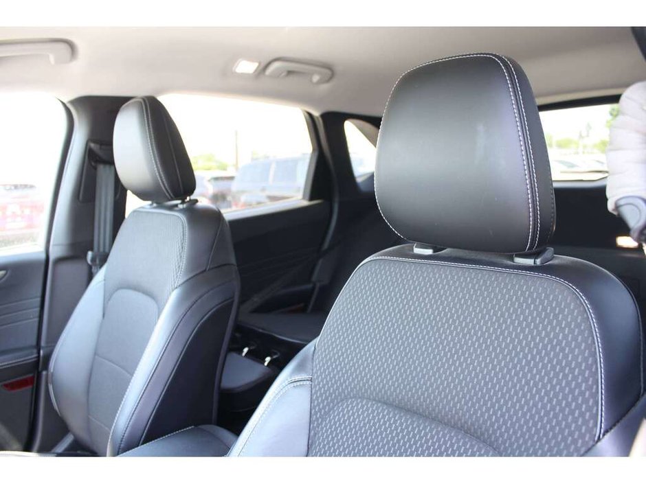 2023 Ford Escape Plug-In Hybrid Base-9