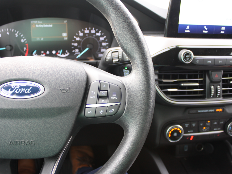 2020 Ford Escape SE-13