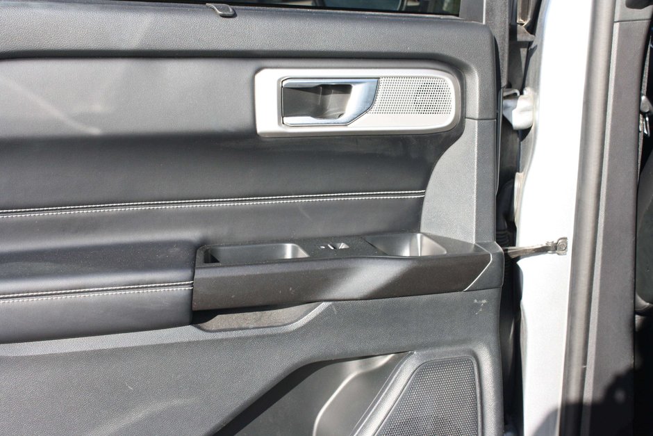 2020 Ford Explorer ST-8