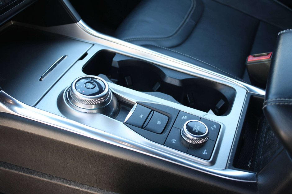 2020 Ford Explorer ST-14