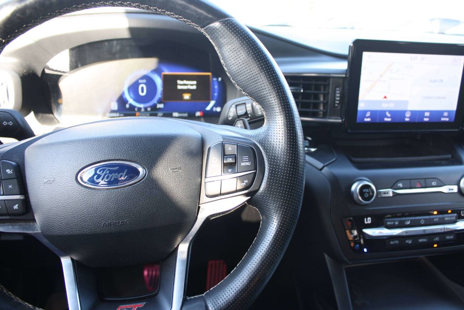 2020 Ford Explorer ST-16