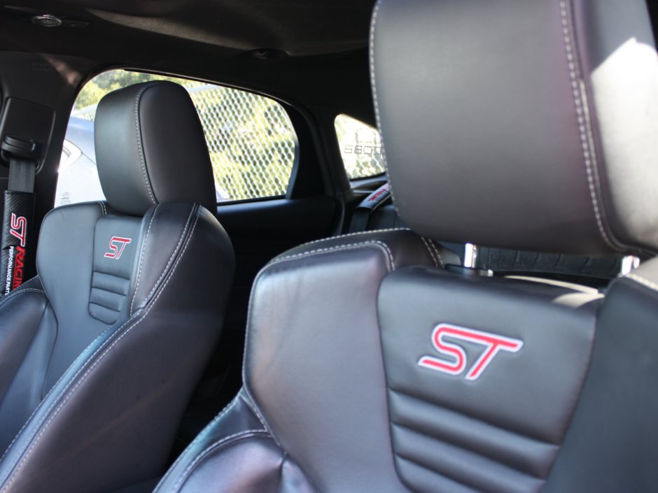 2014 Ford Focus ST-11