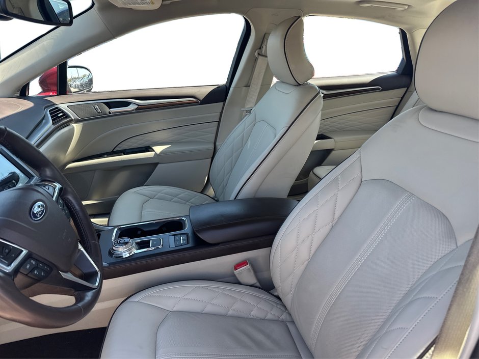 2018 Ford Fusion Energi Platinum-8