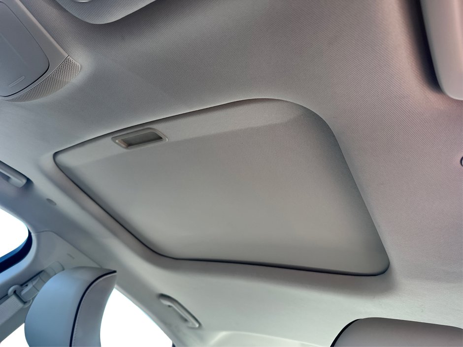 2018 Ford Fusion Energi Platinum-16