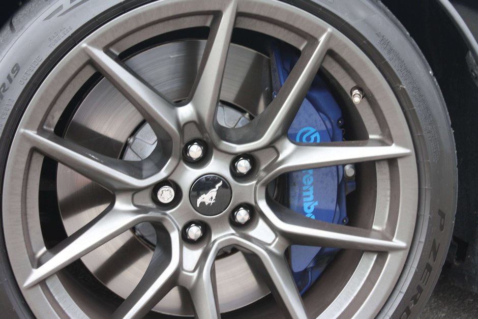 2024 Ford Mustang Dark Horse-8