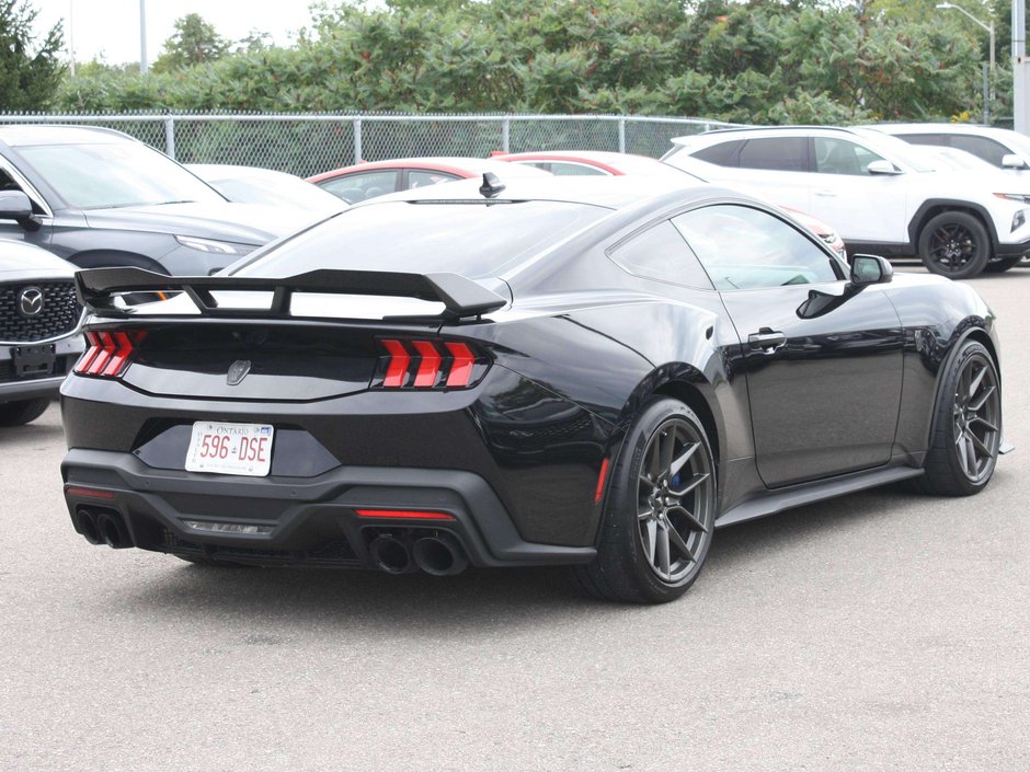 2024 Ford Mustang Dark Horse-4