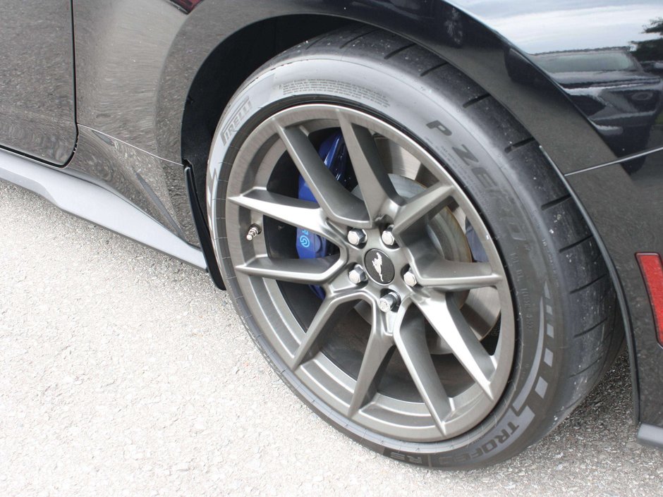 2024 Ford Mustang Dark Horse-7