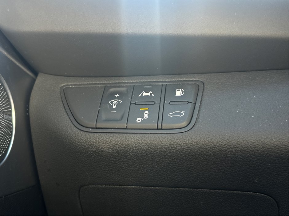 2021 GENESIS G70 2.0T Elite-14