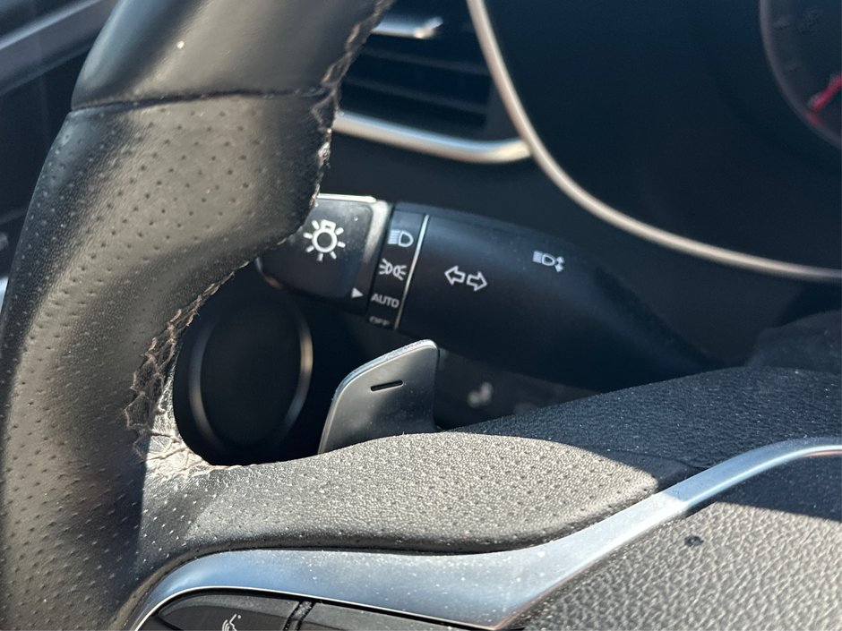 2021 GENESIS G70 2.0T Elite-23