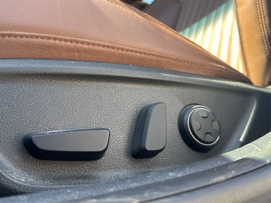 2021 GENESIS G70 2.0T Elite-15