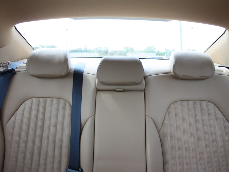 2025 GENESIS G70 2.5T-31