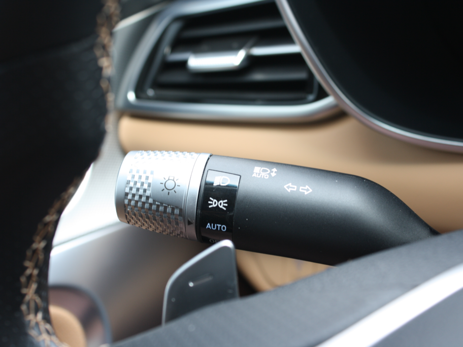 2025 GENESIS G70 2.5T-21