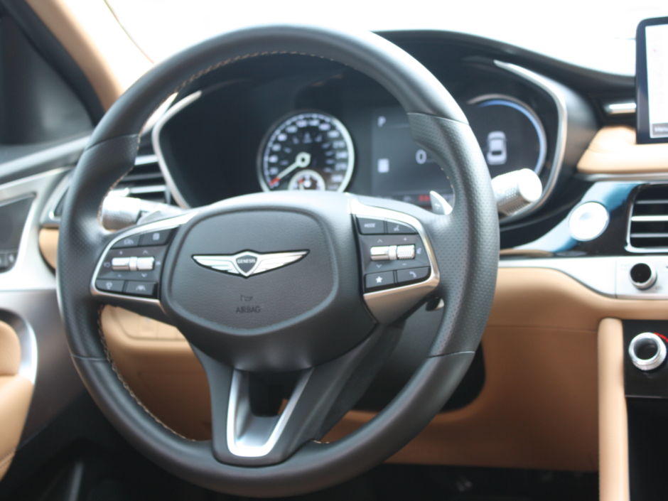 2025 GENESIS G70 2.5T-16