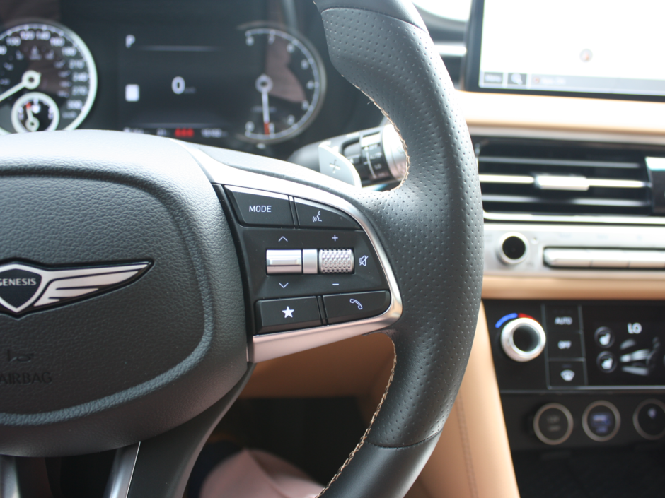 2025 GENESIS G70 2.5T-24