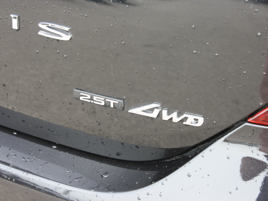 2025 GENESIS G70 2.5T-10