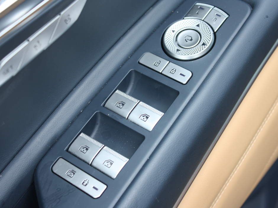 2024 GENESIS GV80 3.5T-17