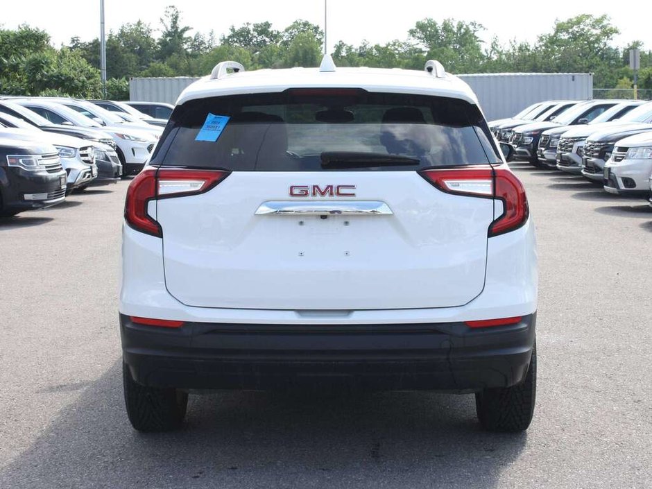 2024 GMC Terrain SLE-4