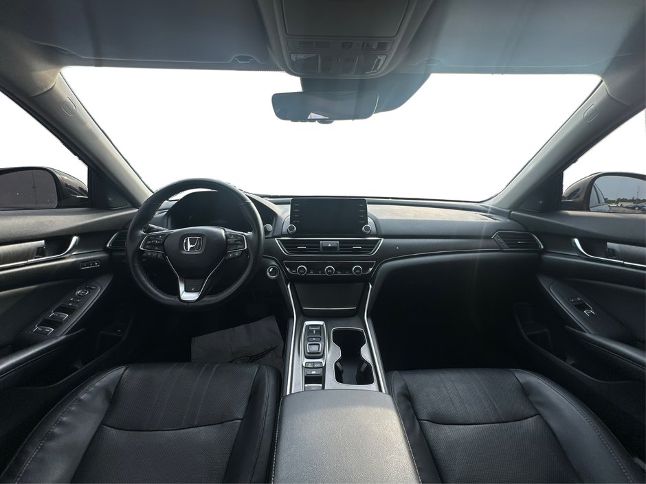 2018 Honda Accord Hybrid Touring-18