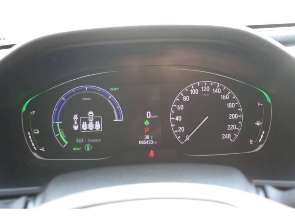 2022 Honda Accord Hybrid Touring-17