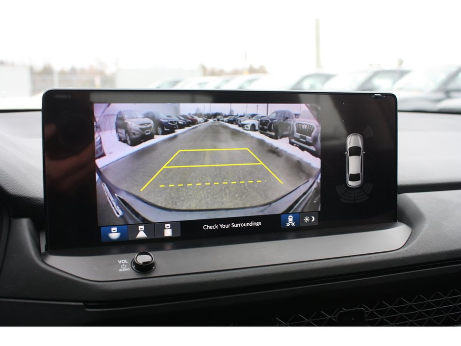 2023 Honda Accord Hybrid Touring-17