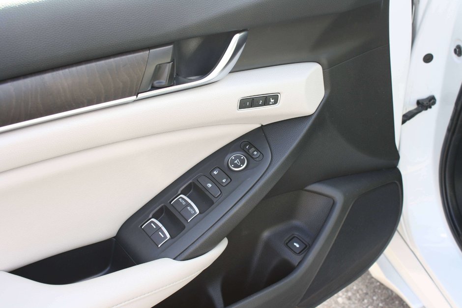 2020 Honda Accord Touring-8