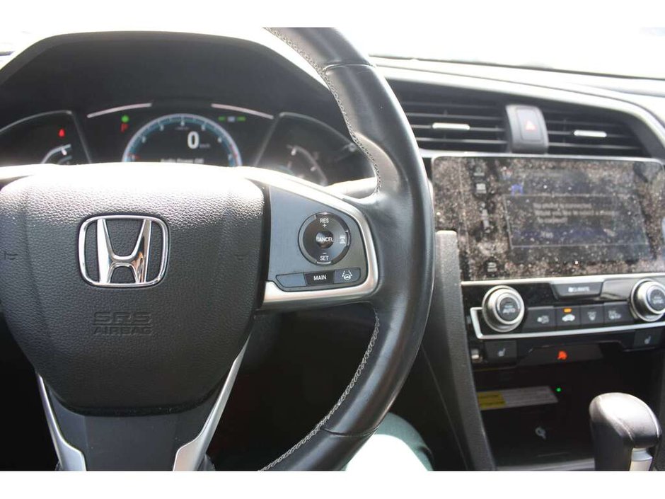 2017 Honda Civic Touring-13