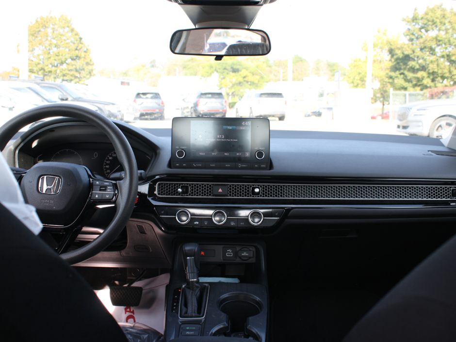 2022 Honda Civic LX-17