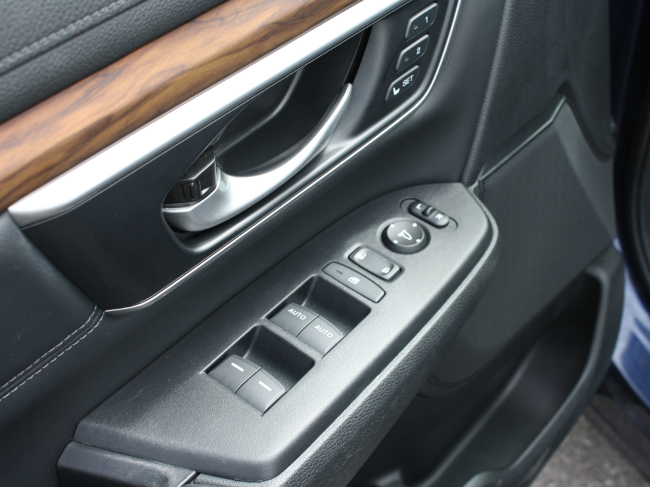 2021 Honda CR-V Touring-17