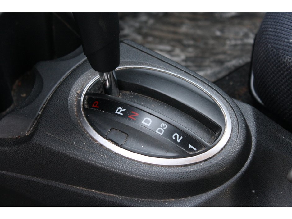 2013 Honda Fit Sport-11