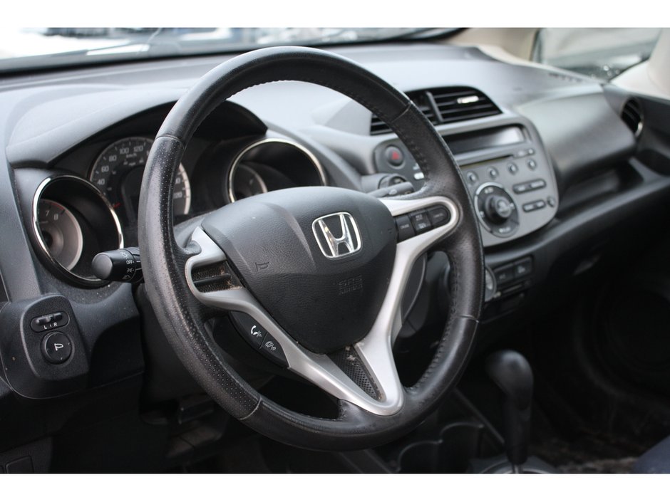 2013 Honda Fit Sport-10
