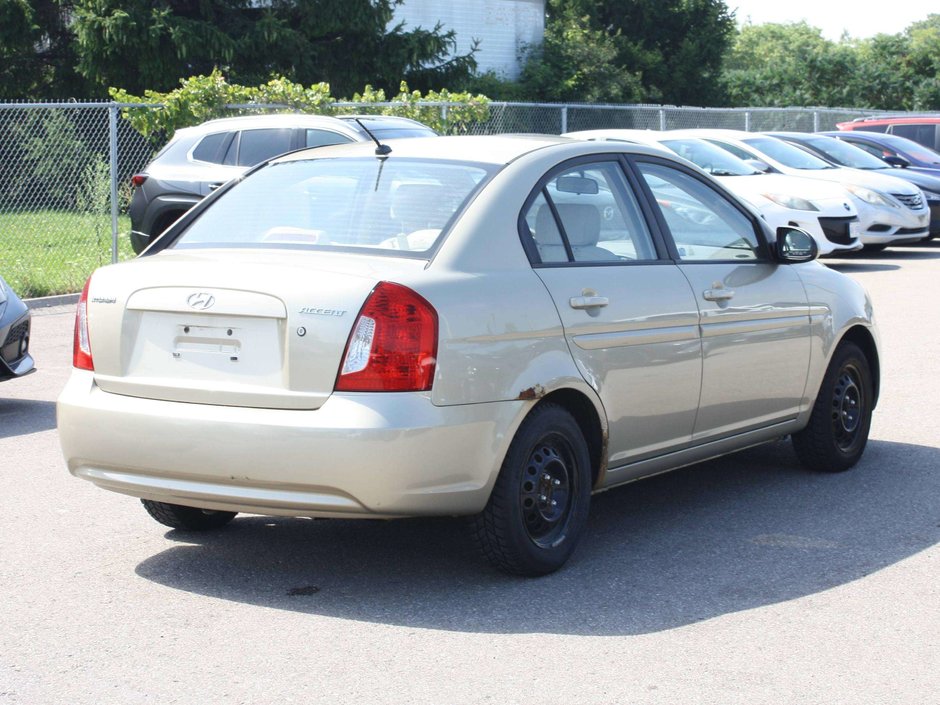 2008 Hyundai Accent-2