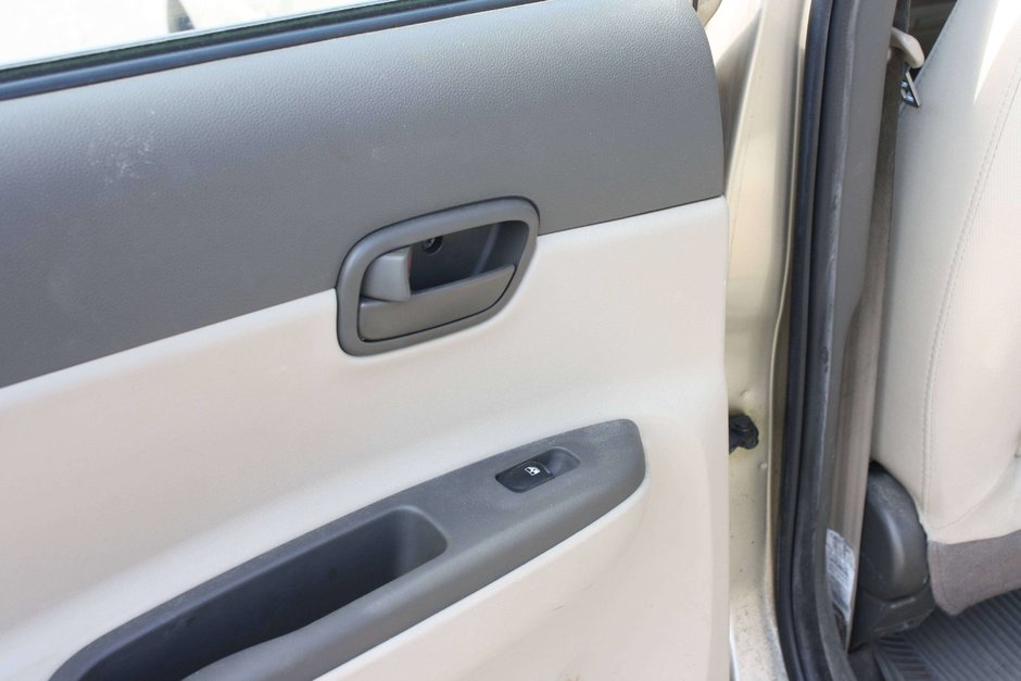 2008 Hyundai Accent-5