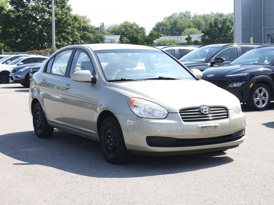 2008 Hyundai Accent-1